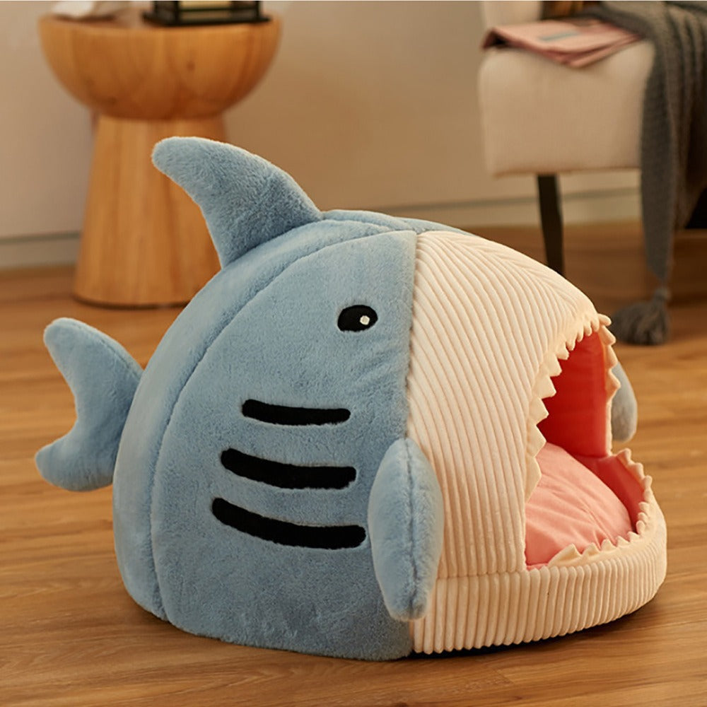 Shark Pet Bed – Cozy Semi-Enclosed Plush Cat Cave & Dog Bed with Cushion